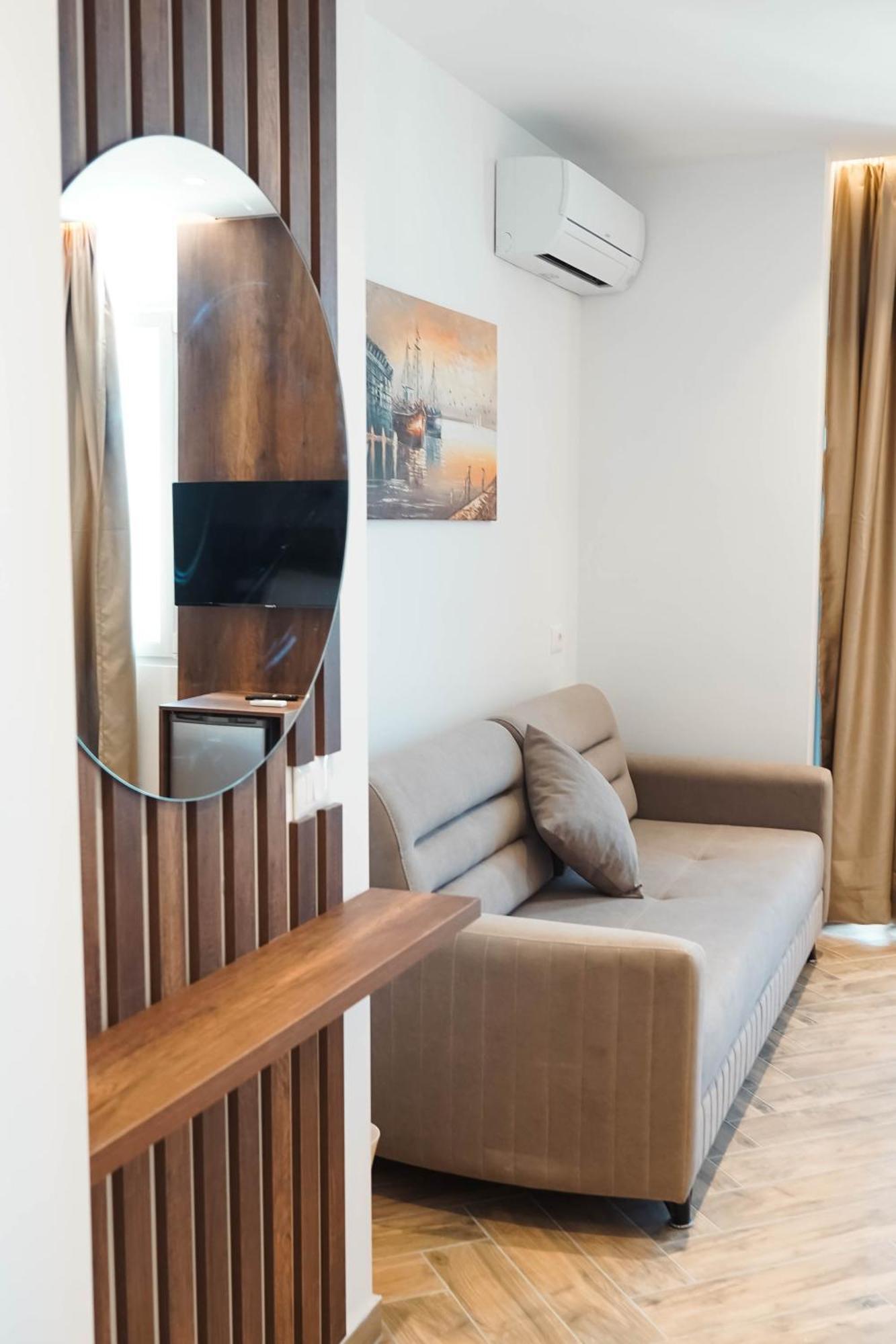 Marina Rooms ดูร์เรส ภายนอก รูปภาพ